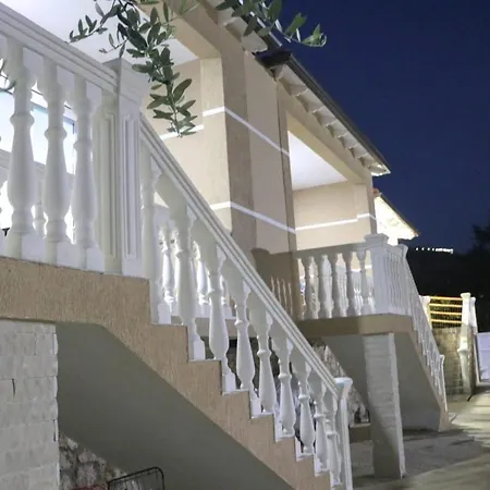 Essos Holiday home Dhermi